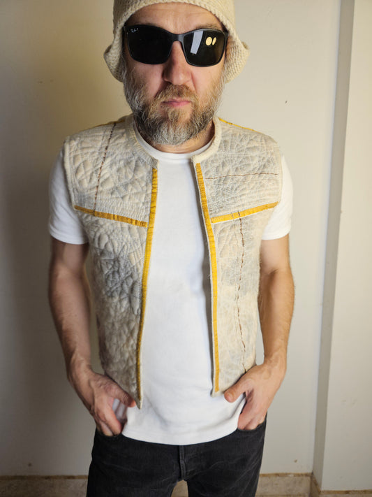 chaleco en pelo de muda de husky