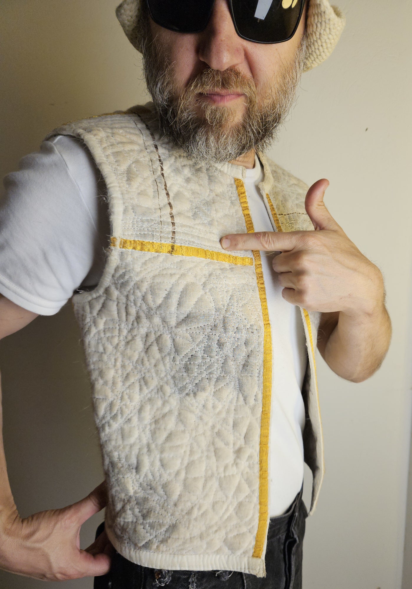 chaleco en pelo de muda de husky