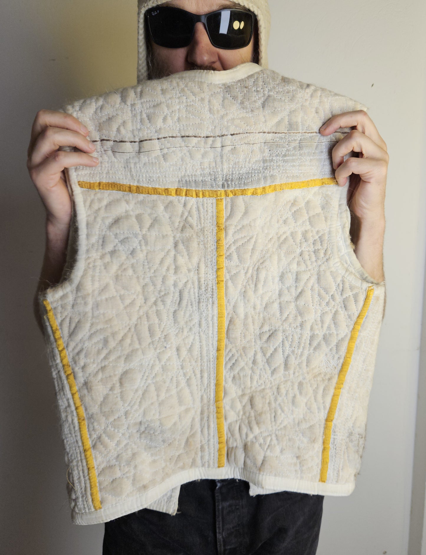 chaleco en pelo de muda de husky