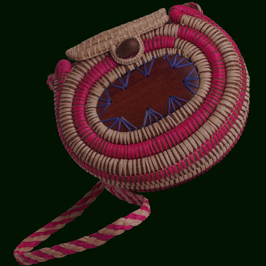Bolso rigido de cumare y palo brasil del Orinoco Colombiano