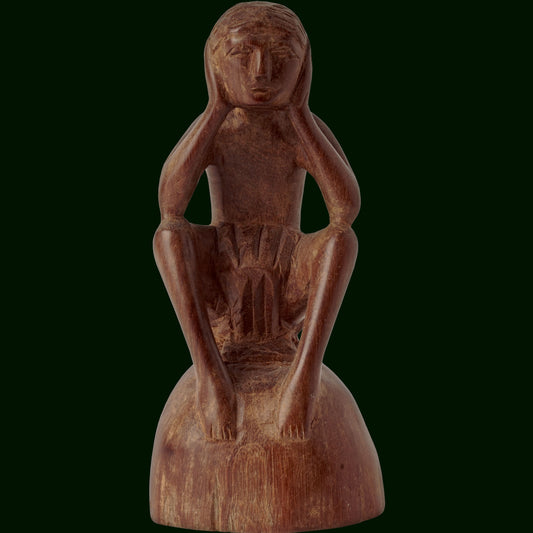 Pensador de madera del Orinoco Colombiano